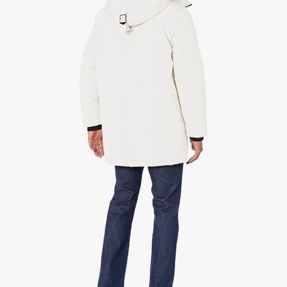 GUESS Winter Jacket - Picture 2 of 2